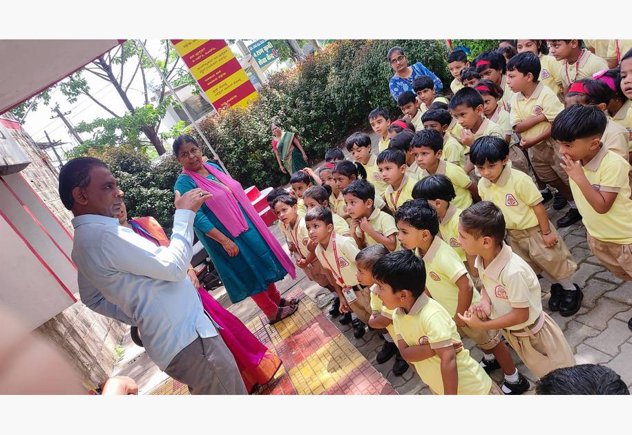 KG Student Visit to Post Office