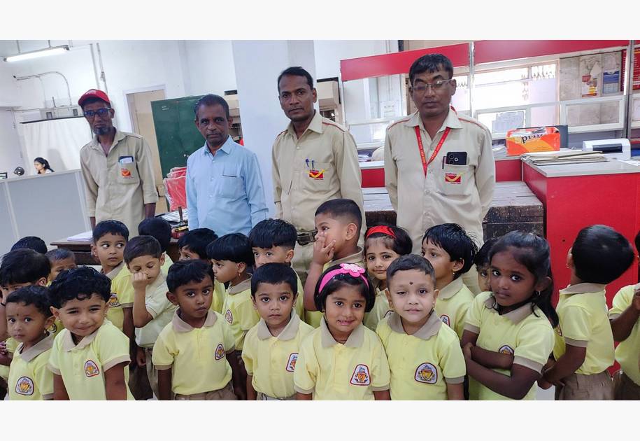 KG Student Visit to Post Office